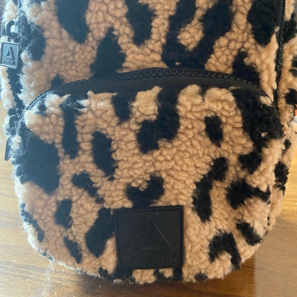 Reebok purse back pack brand new w tags - Picture 2 of 6